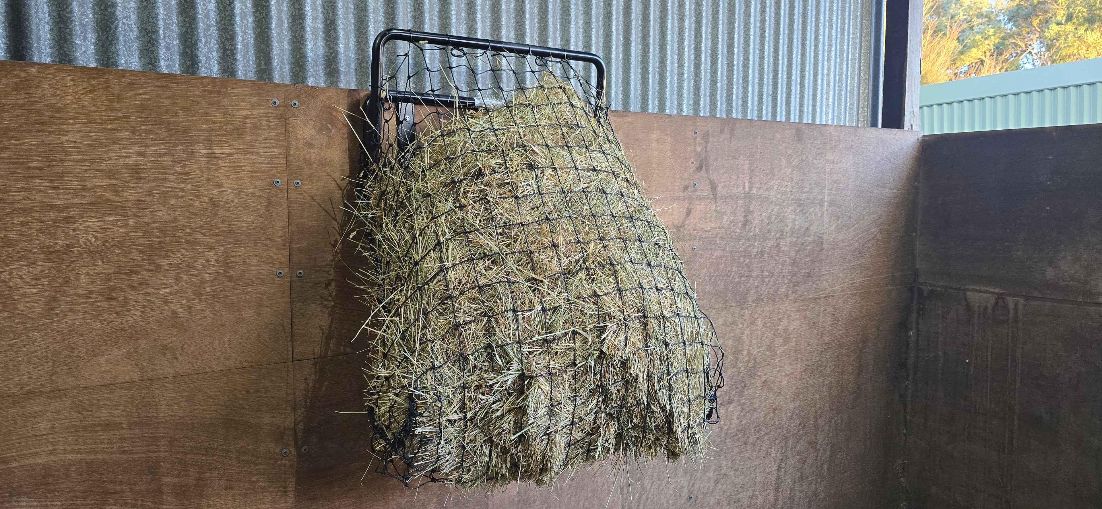 Noble's Bale Buddy (Stable)